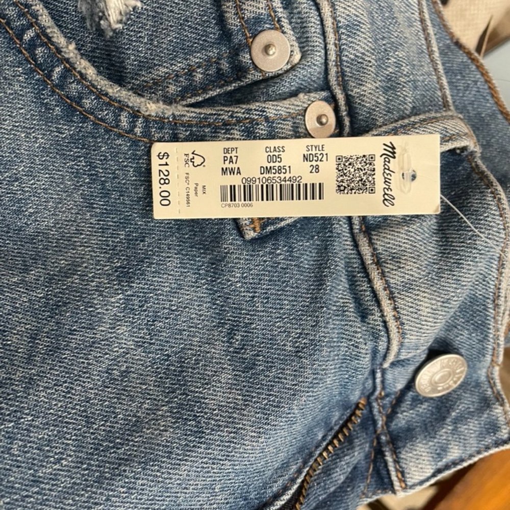 Madewell Perfect Vintage Straight Jean - Picture 2 of 6